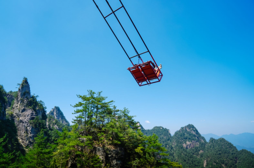 大明山飞跃云端