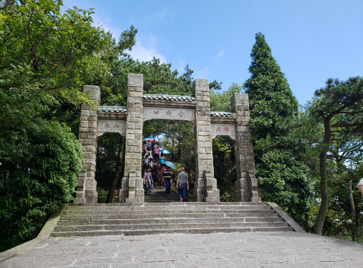 庐山含鄱口