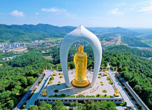 东林大佛