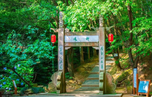 苏州穹窿山8